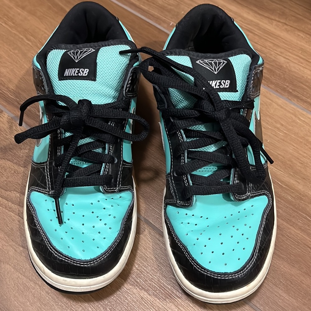 Vintage Nike Tiffany Diamond SB Dunks Low Size 7